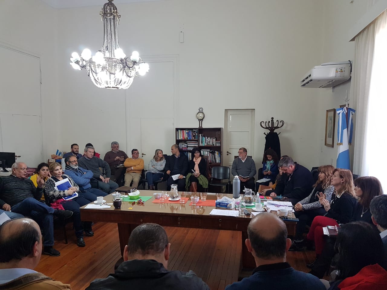 REUNIÓN CON EL MINISTERIO POR LA MIGRACIÓN AL NUEVO HOSPITAL ITURRASPE