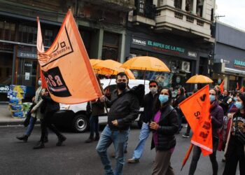 Siprus: importantes concentraciones y marchas en la provincia