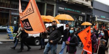 Siprus: importantes concentraciones y marchas en la provincia