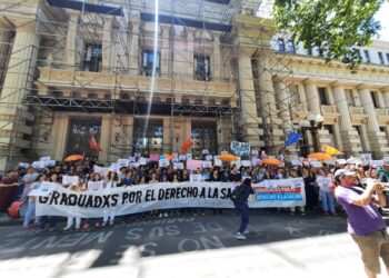 RECLAMOS EN LOS HOSPITALES ALASSIA, ITURRASPE Y ZONA NORTE DE ROSARIO