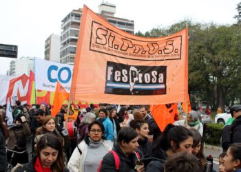 Paramos contra la violencia y por nuestros derechos