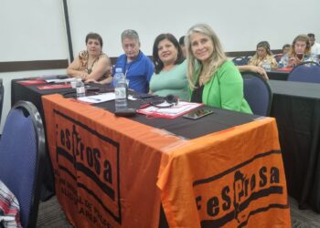Internacional de Servicios Públicos: FESPROSA en la Reunión en San Pablo, con sindicatos de salud de toda América fundando la Federacion Americana de Trabajadorxs de Salud