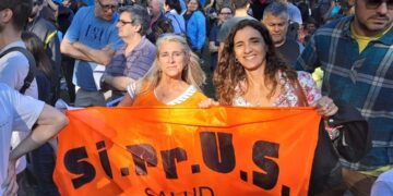 Profesionales de la salud en defensa de la universidad pública