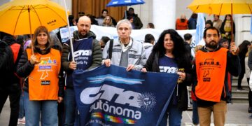 Defendiendo nuestros derechos: ¡La caja no se toca!