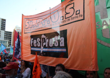 SiPrUS presente en la #MarchaFederalUniversitaria en defensa de la #EducacionPublica