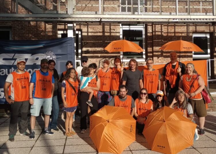 SIPRUS PARÓ Y SE MOVILIZÓ CONTRA LA REFORMA LABORAL