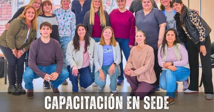 CAPACITACIÓN «DERECHOS LABORALES Y FUTURO PROFESIONAL EN LA SALUD PÚBLICA» EN ROSARIO.